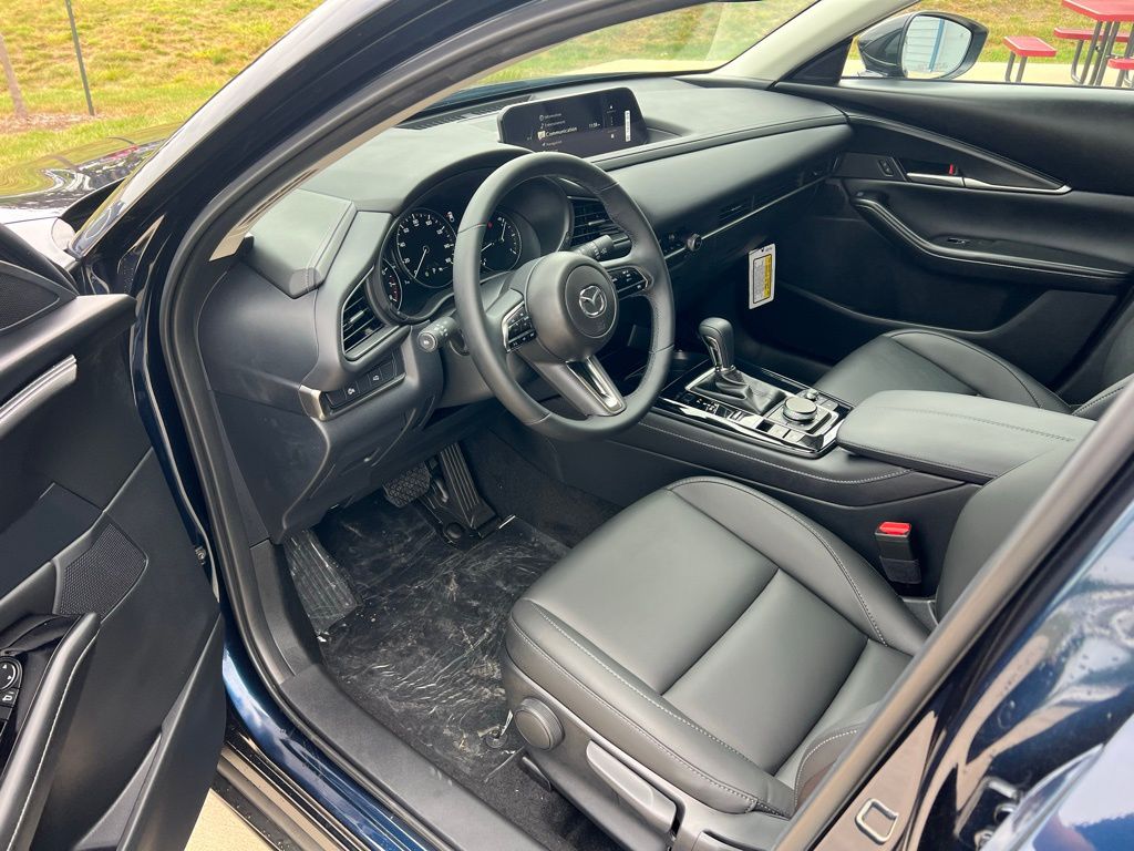 Thumbnail: 2025 Mazda CX-30 - 9