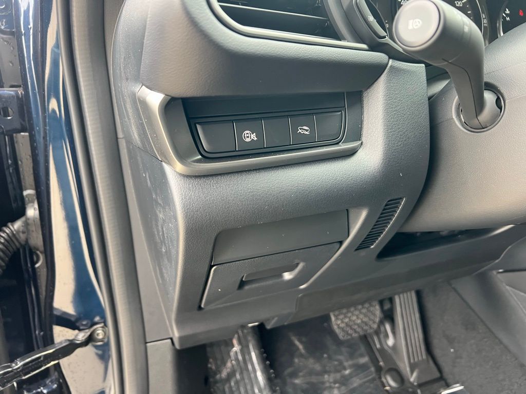 Thumbnail: 2025 Mazda CX-30 - 20