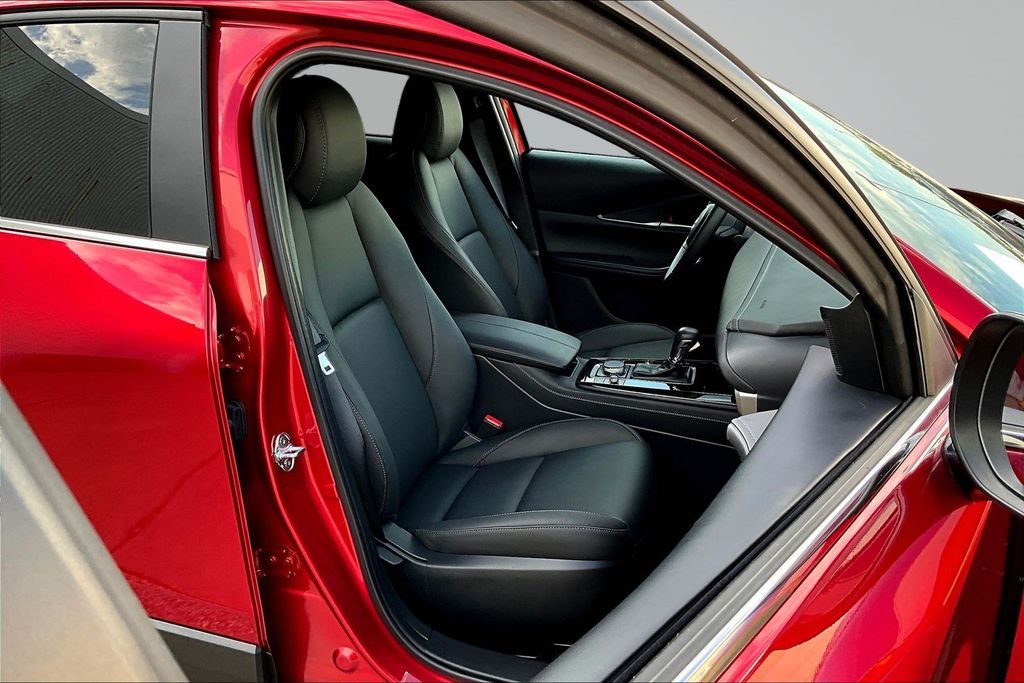 Thumbnail: 2025 Mazda CX-30 - 9