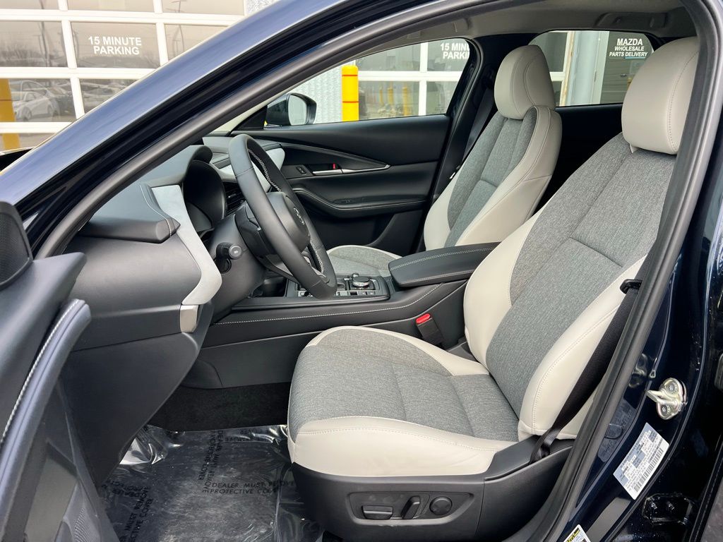 Thumbnail: 2026 Mazda CX-30 - 9