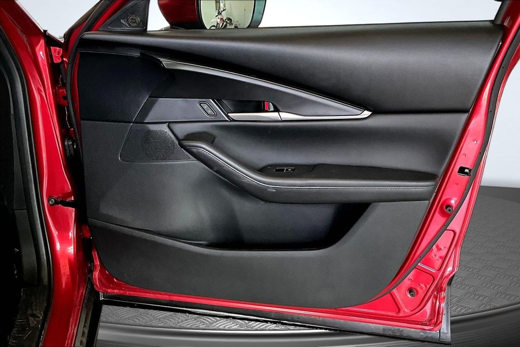 Thumbnail: 2026 Mazda CX-30 - 23