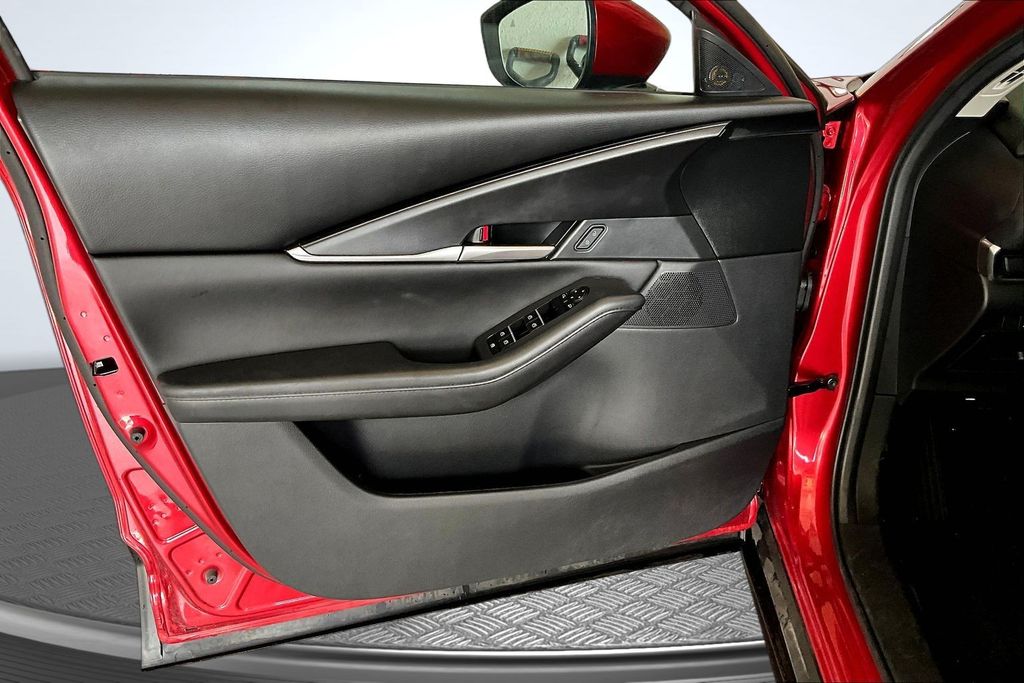 Thumbnail: 2026 Mazda CX-30 - 22