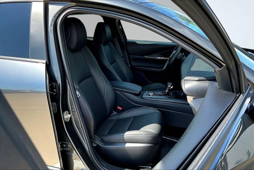 Thumbnail: 2026 Mazda CX-30 - 10