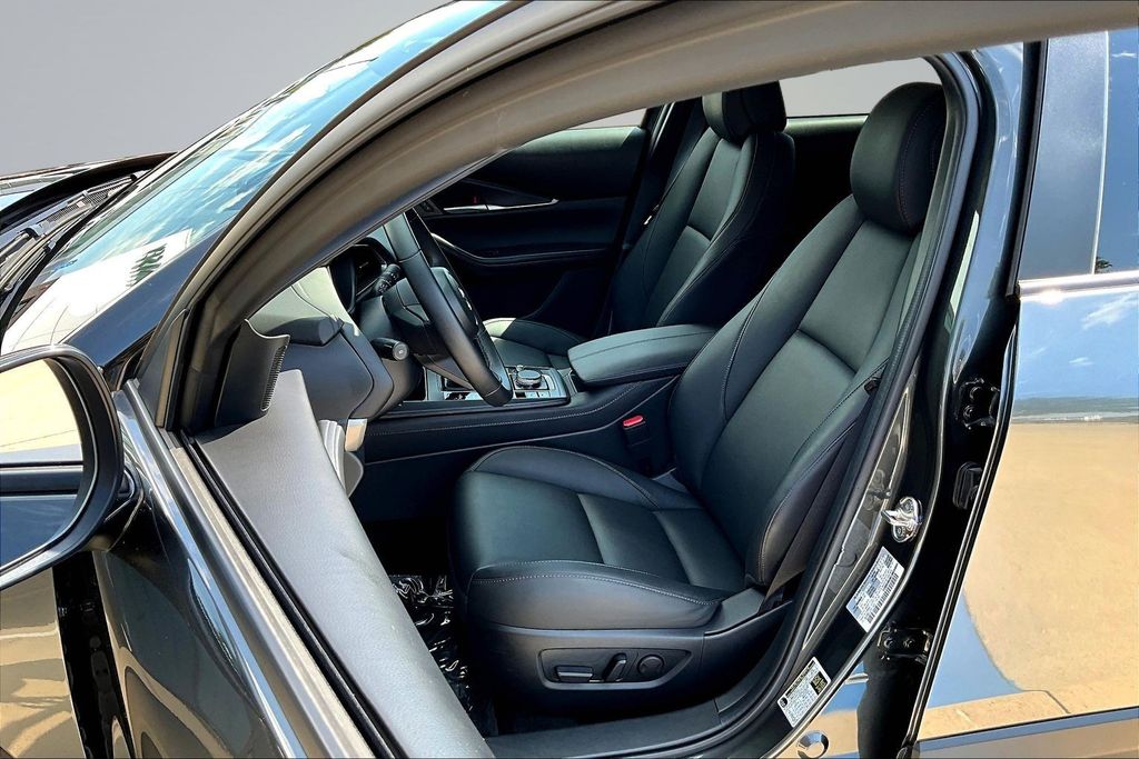 Thumbnail: 2026 Mazda CX-30 - 11