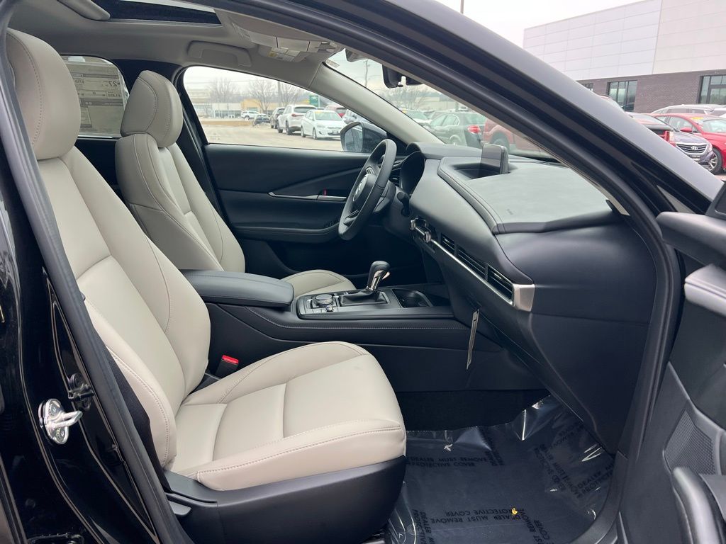 Thumbnail: 2026 Mazda CX-30 - 25