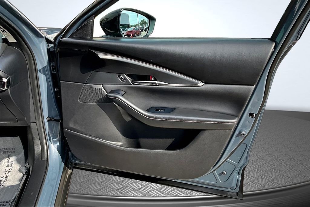 Thumbnail: 2023 Mazda CX-30 - 24