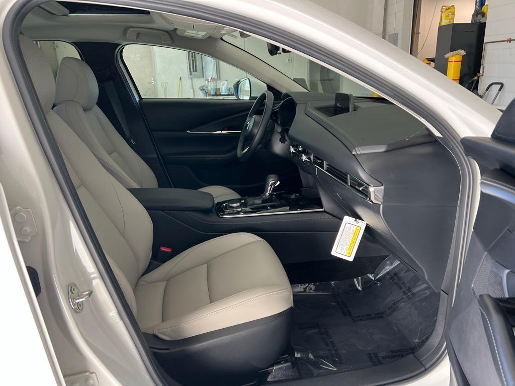 Thumbnail: 2025 Mazda CX-30 - 27