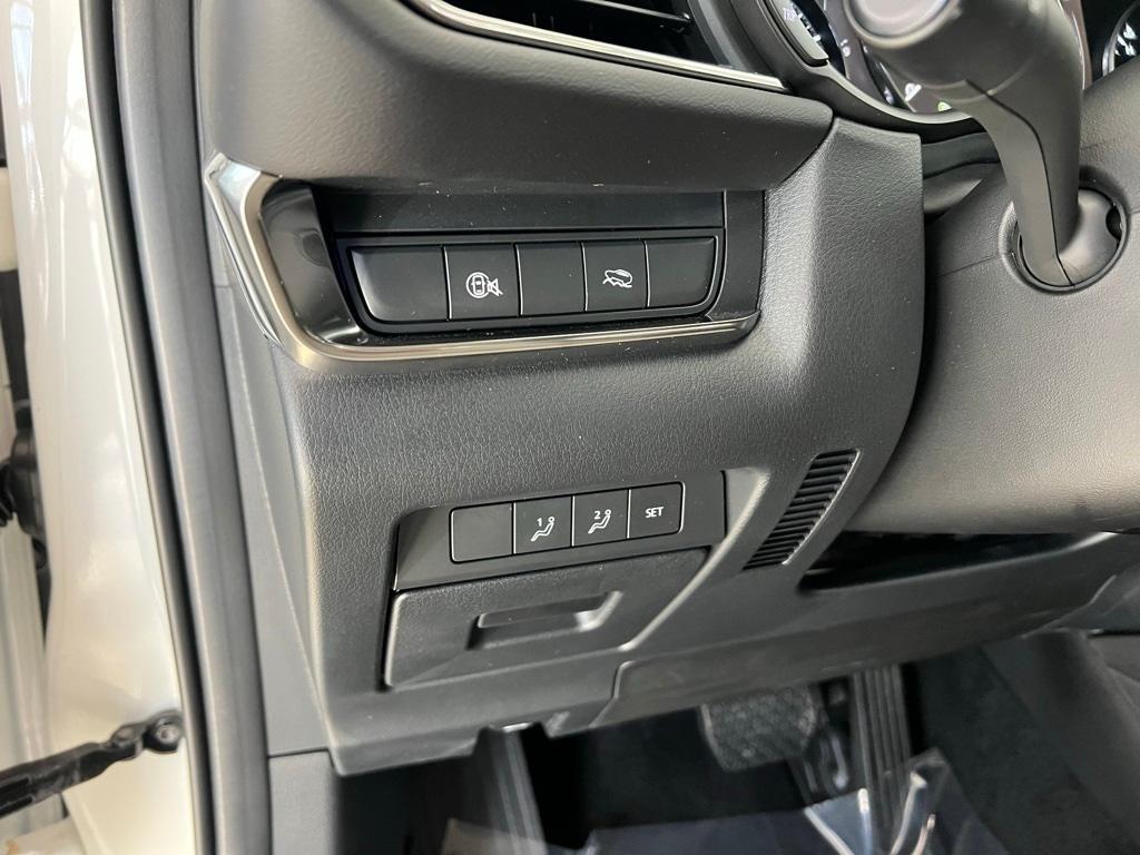 Thumbnail: 2025 Mazda CX-30 - 23