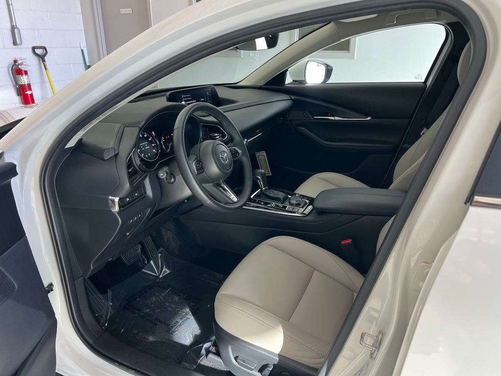 Thumbnail: 2025 Mazda CX-30 - 11