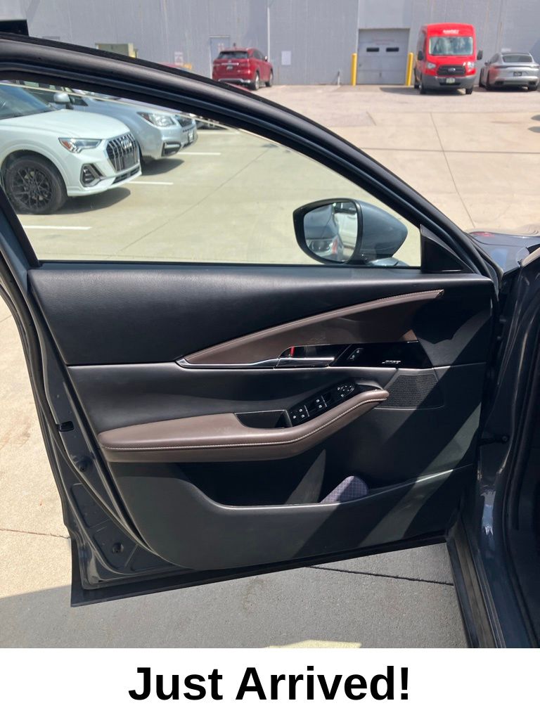 Thumbnail: 2021 Mazda CX-30 - 10