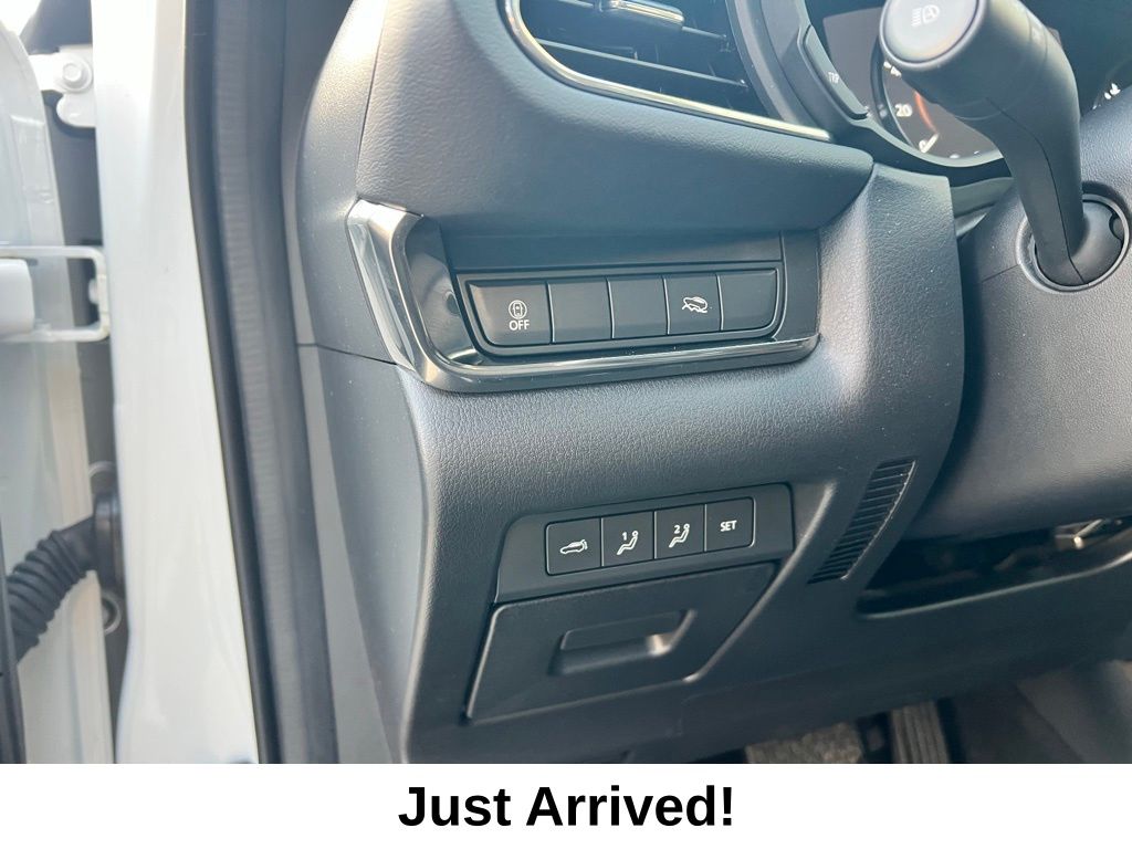 Thumbnail: 2023 Mazda CX-30 - 23