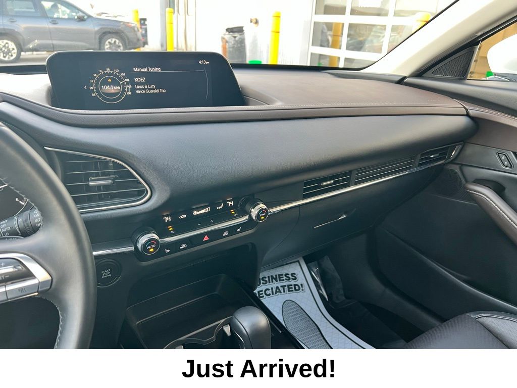 Thumbnail: 2023 Mazda CX-30 - 10