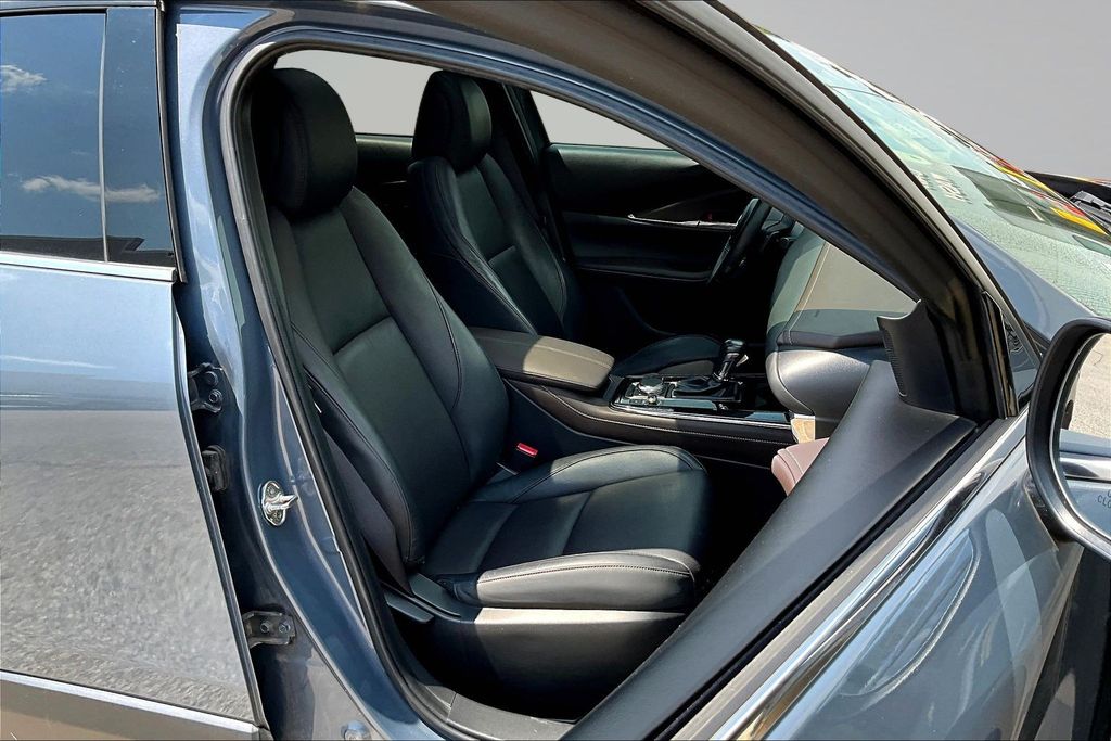 Thumbnail: 2021 Mazda CX-30 - 10