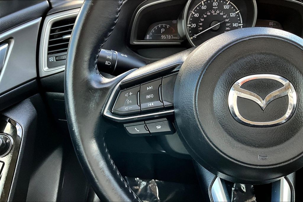 Thumbnail: 2017 Mazda Mazda3 - 26