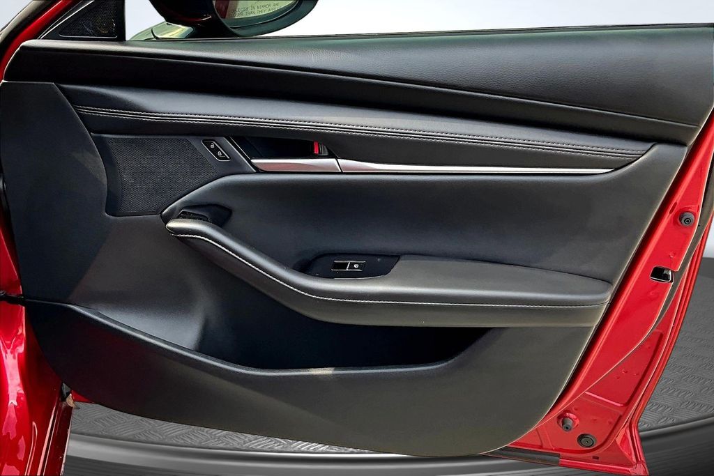 Thumbnail: 2025 Mazda Mazda3 - 25