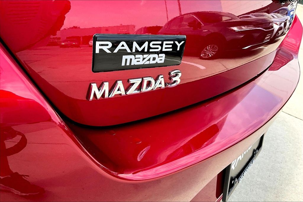 Thumbnail: 2025 Mazda Mazda3 - 32