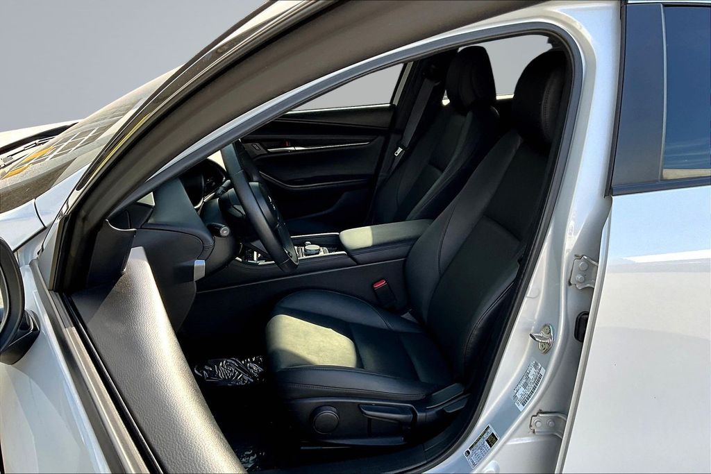 Thumbnail: 2024 Mazda Mazda3 - 10