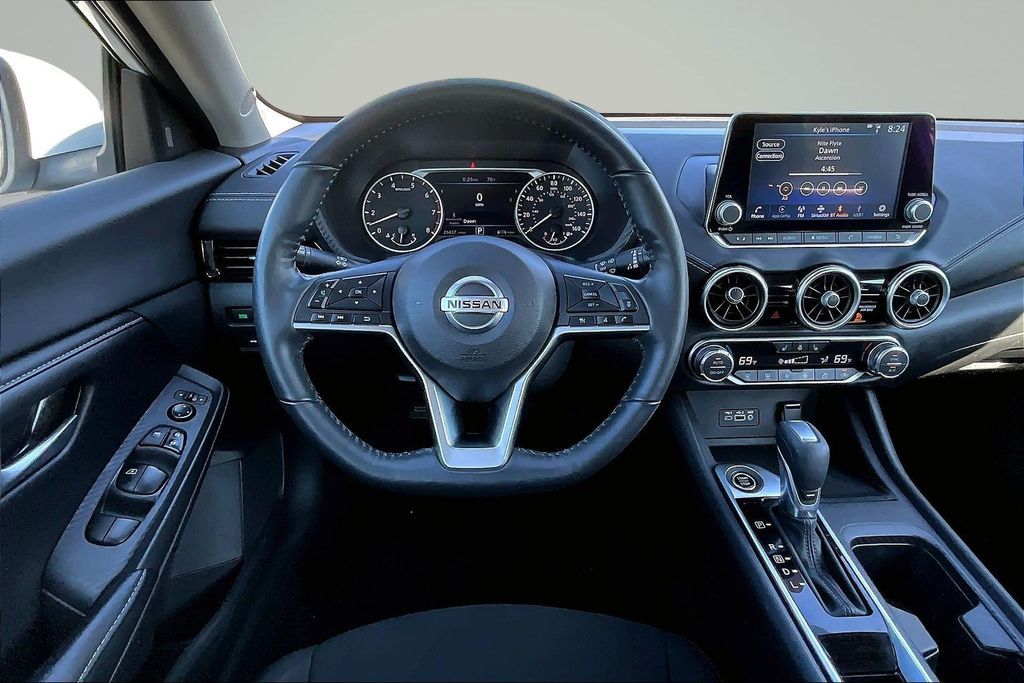 Thumbnail: 2022 Nissan Sentra - 2