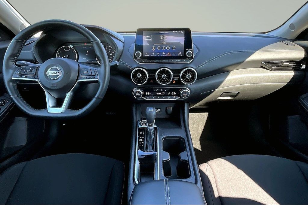 Thumbnail: 2022 Nissan Sentra - 14