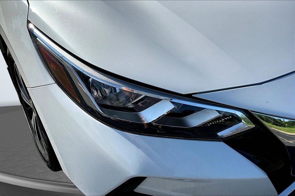 Thumbnail: 2022 Nissan Sentra - 33