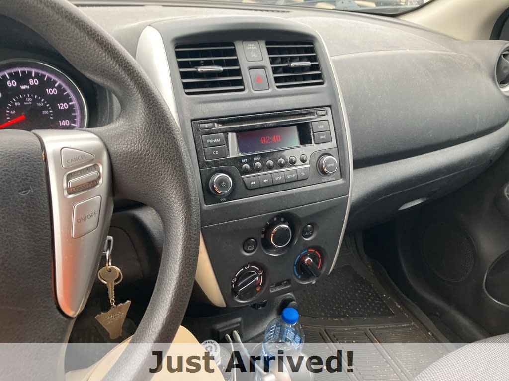 Thumbnail: 2017 Nissan Versa - 4