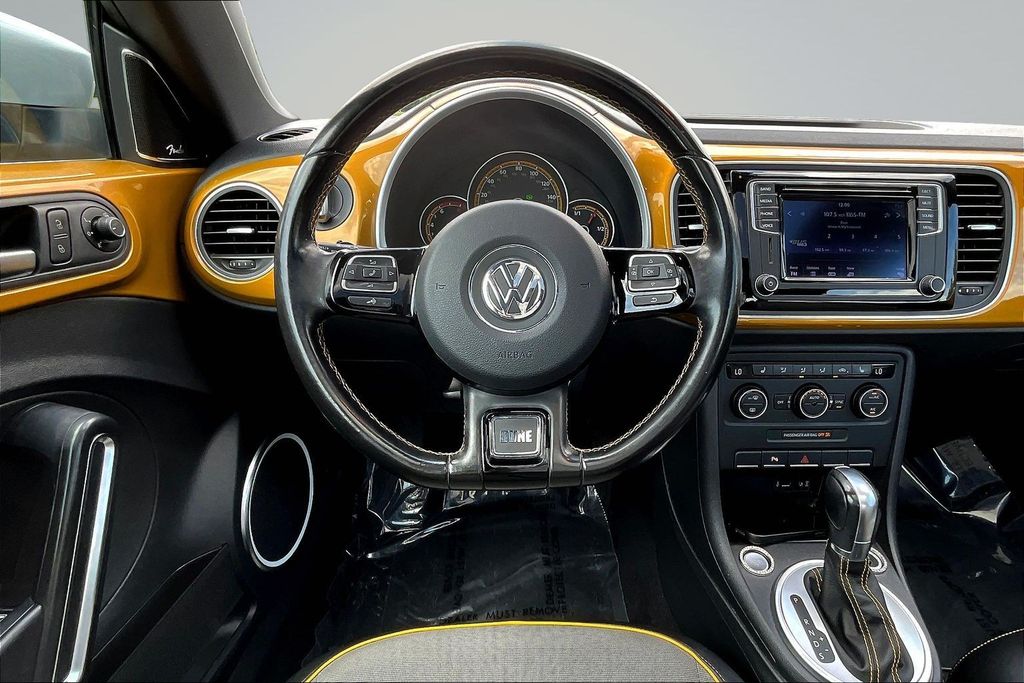 Thumbnail: 2016 Volkswagen Beetle - 2