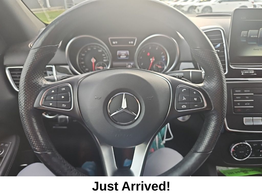Thumbnail: 2018 Mercedes-Benz GLE - 2