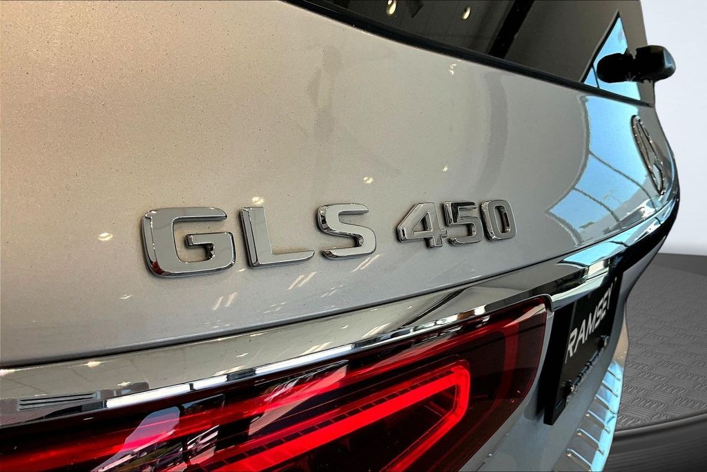 Thumbnail: 2020 Mercedes-Benz GLS - 6