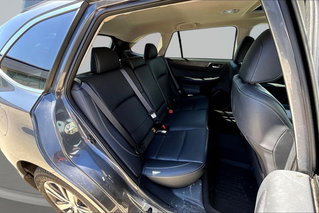 Thumbnail: 2018 Subaru Outback - 32