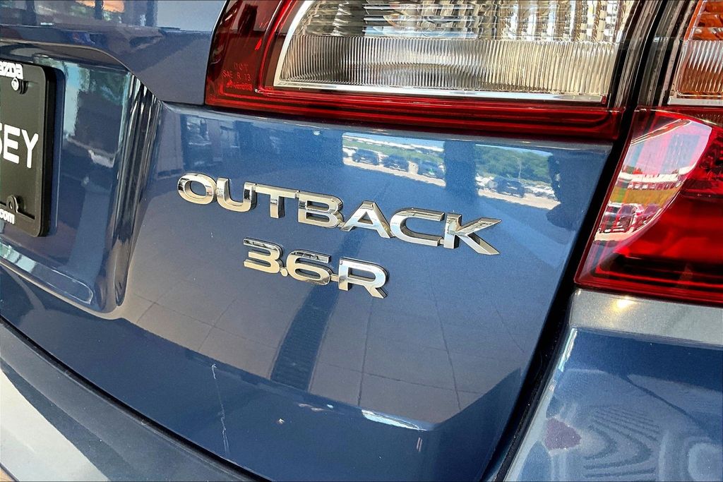 Thumbnail: 2019 Subaru Outback - 6