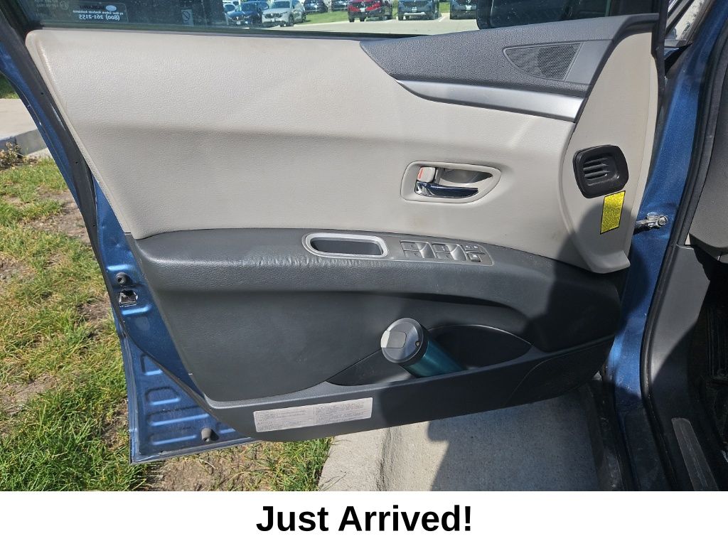 Thumbnail: 2008 Subaru Tribeca - 15