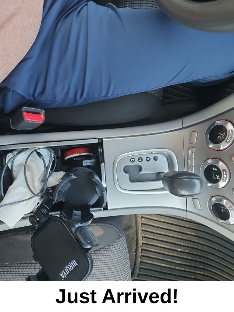 Thumbnail: 2008 Subaru Tribeca - 12
