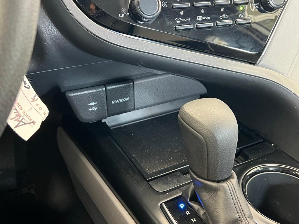 Thumbnail: 2019 Toyota Camry - 14