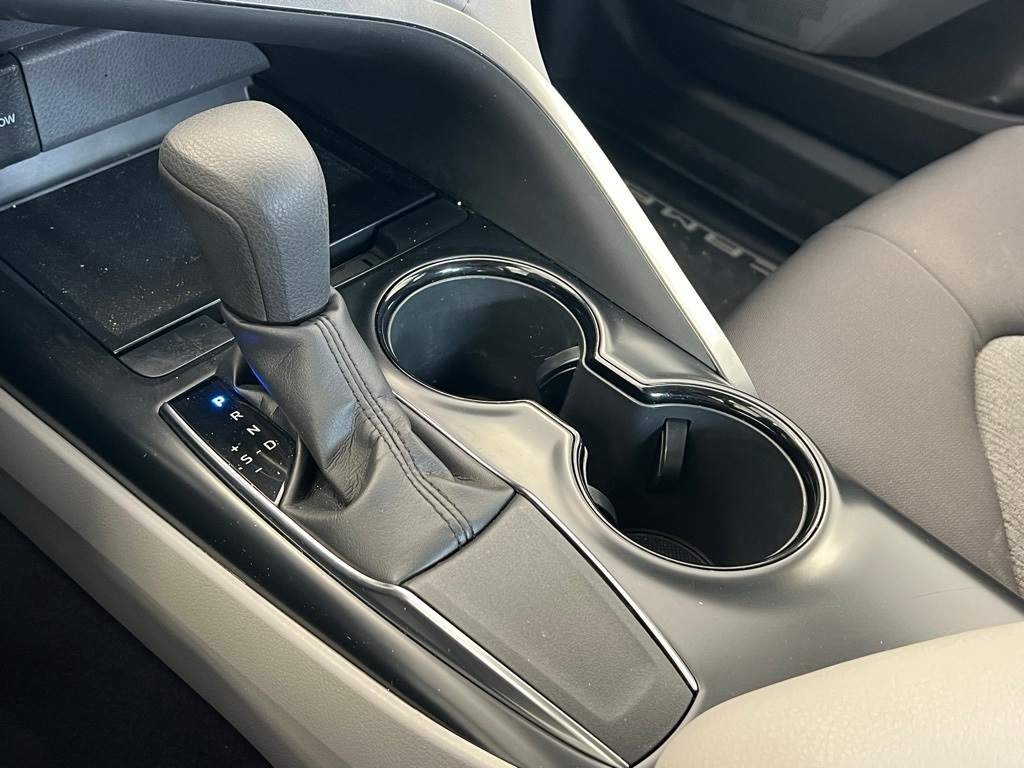 Thumbnail: 2019 Toyota Camry - 30