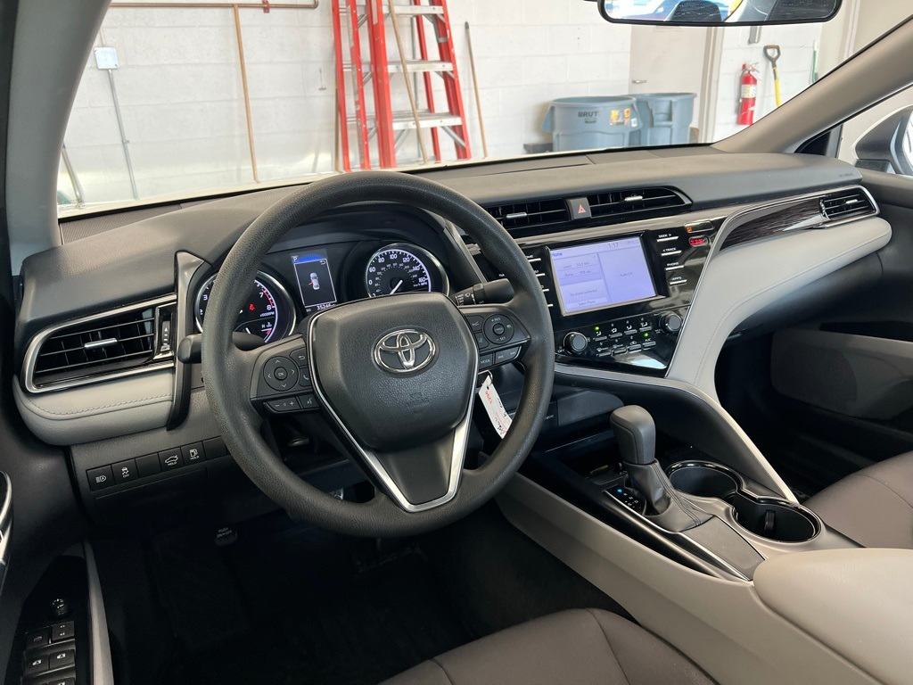 Thumbnail: 2019 Toyota Camry - 9