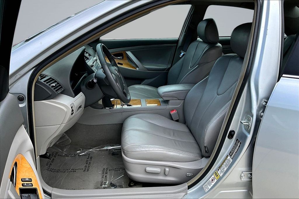 Thumbnail: 2007 Toyota Camry - 29