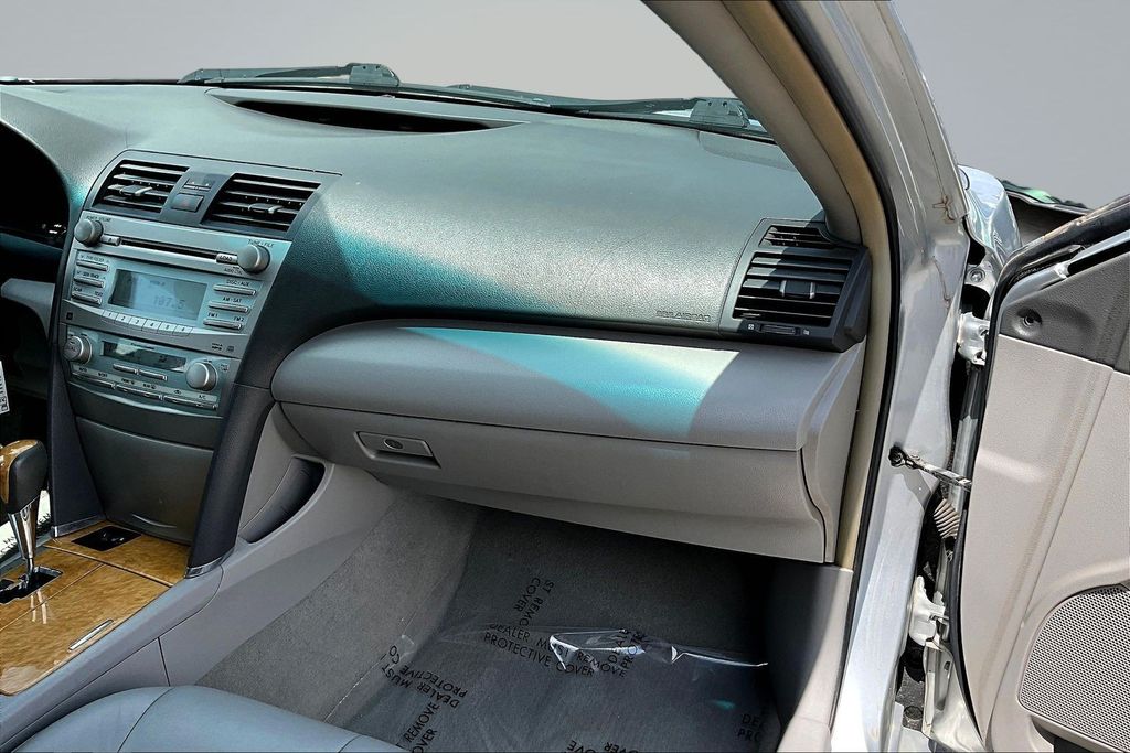 Thumbnail: 2007 Toyota Camry - 11