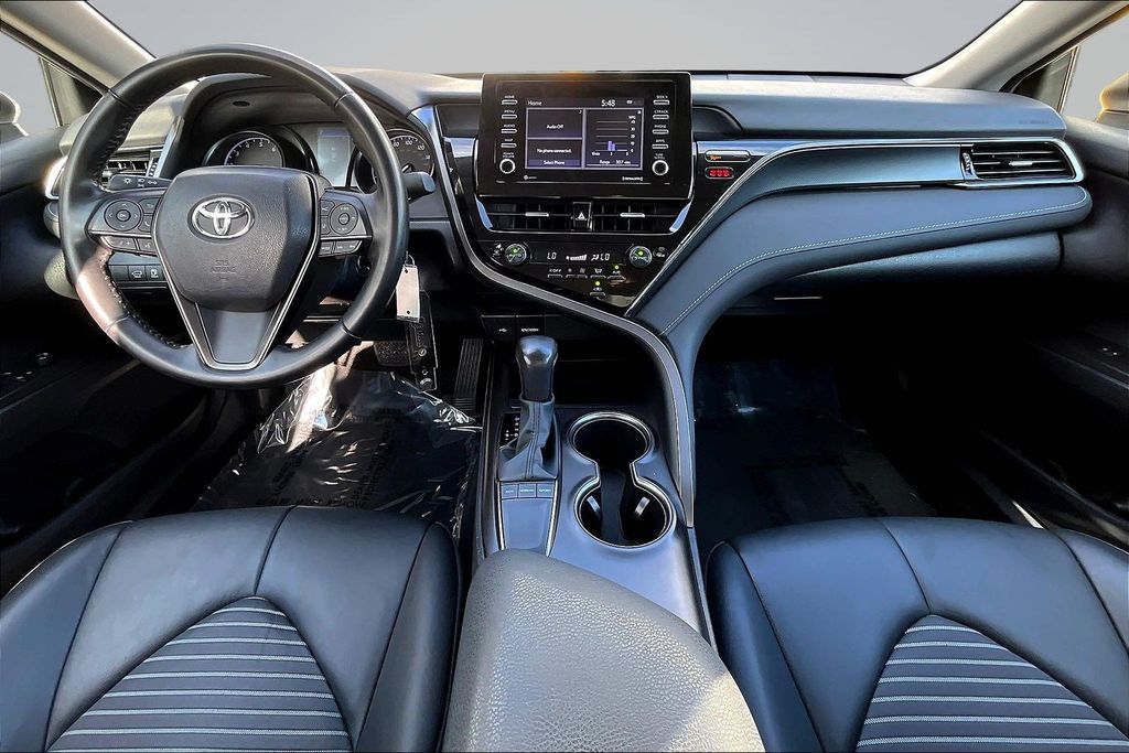 Thumbnail: 2023 Toyota Camry - 14
