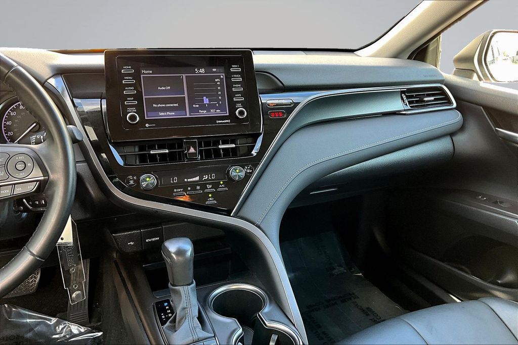 Thumbnail: 2023 Toyota Camry - 9