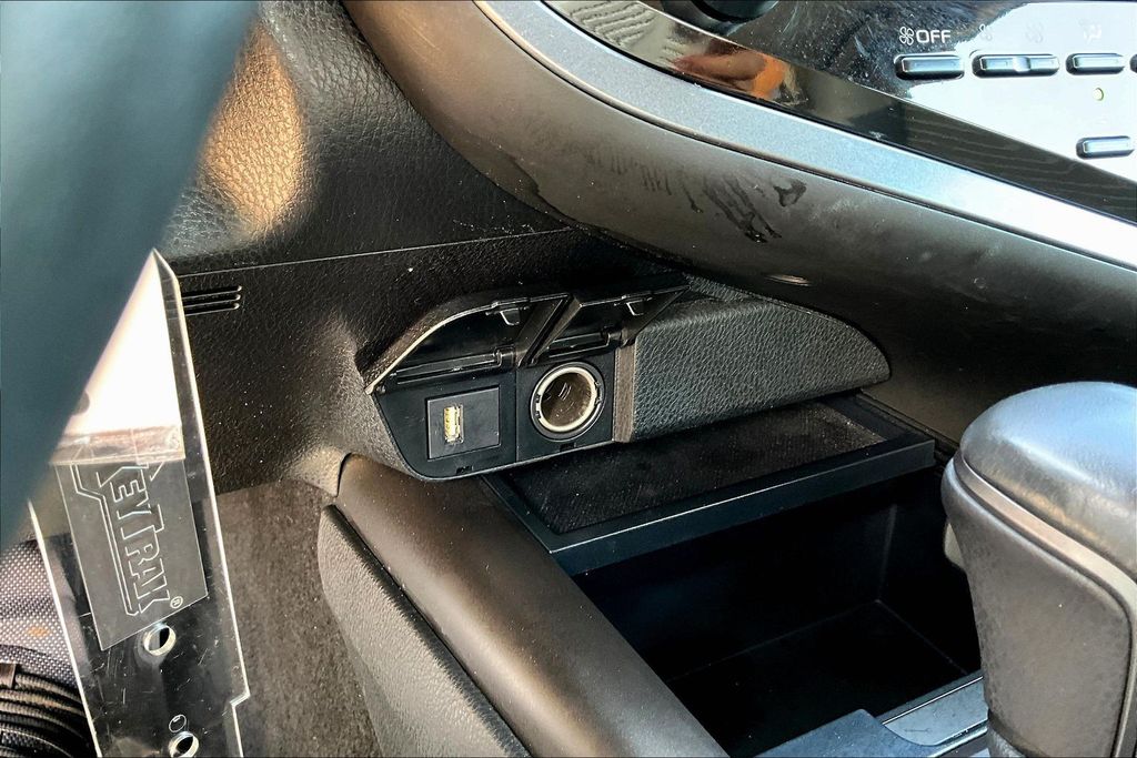Thumbnail: 2023 Toyota Camry - 30