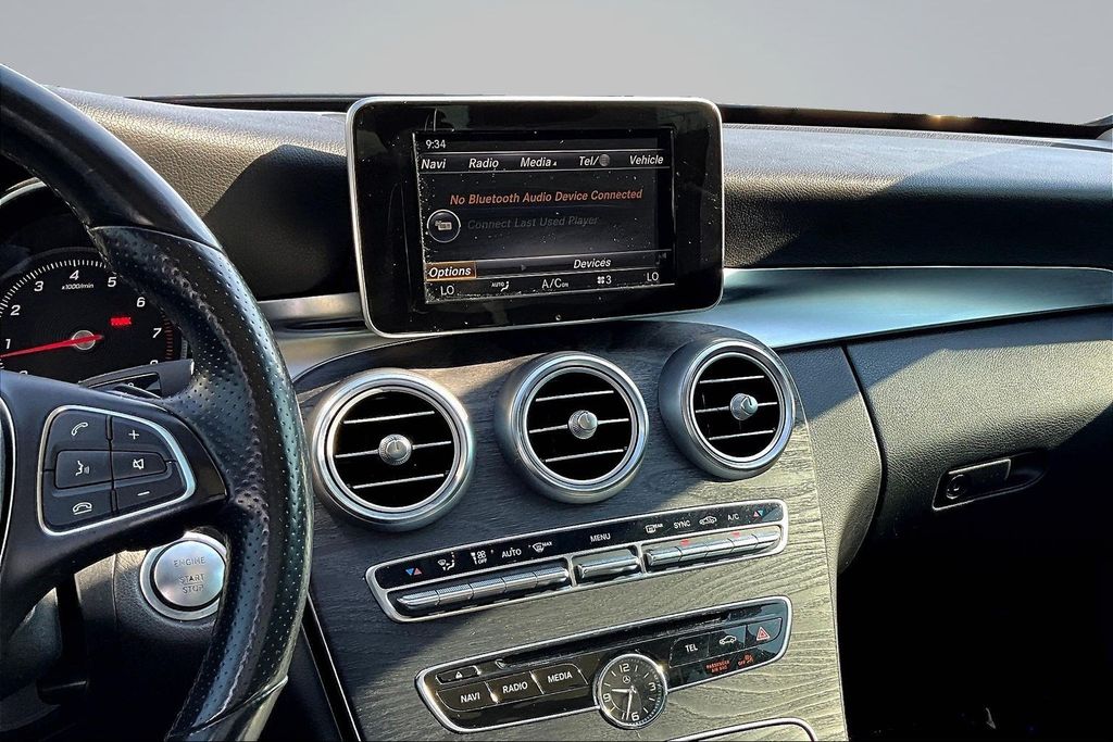 Thumbnail: 2016 Mercedes-Benz C-Class - 14