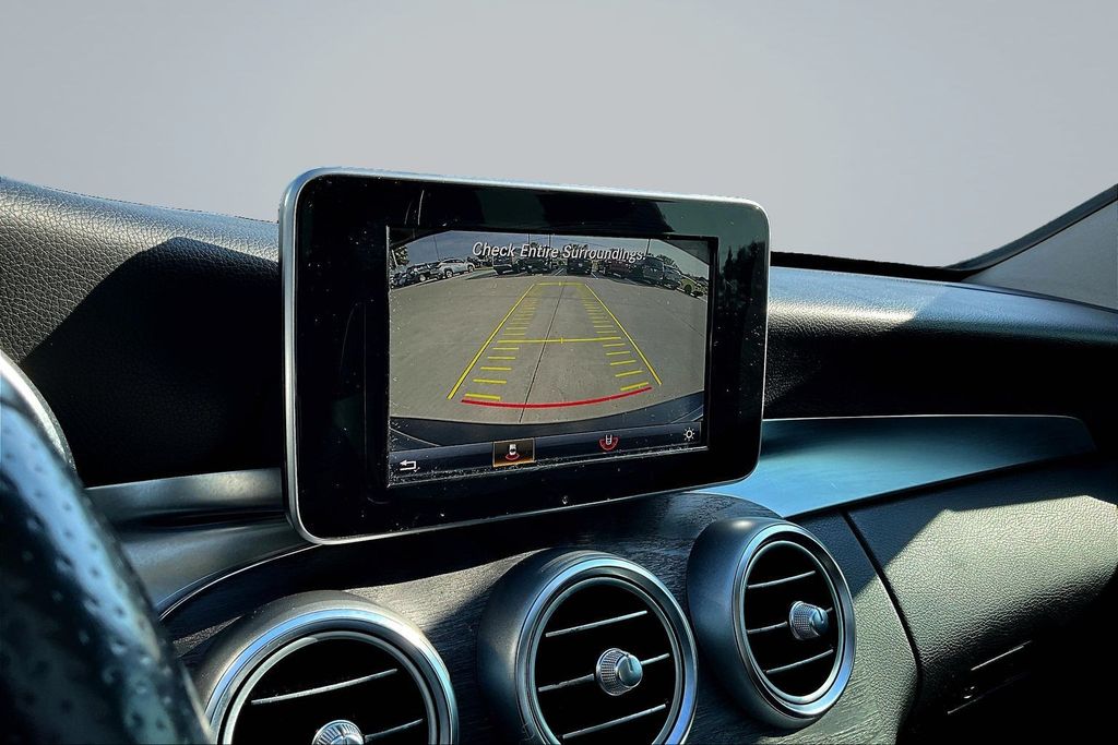 Thumbnail: 2016 Mercedes-Benz C-Class - 28
