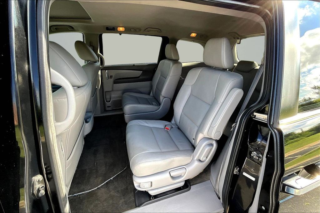 Thumbnail: 2017 Honda Odyssey - 11