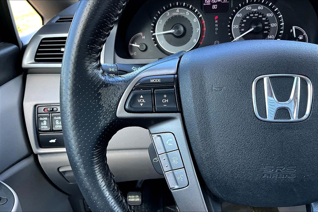 Thumbnail: 2017 Honda Odyssey - 26