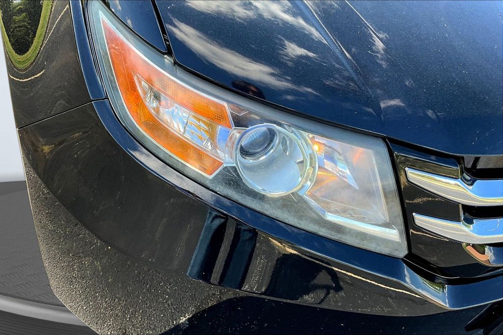 Thumbnail: 2017 Honda Odyssey - 33