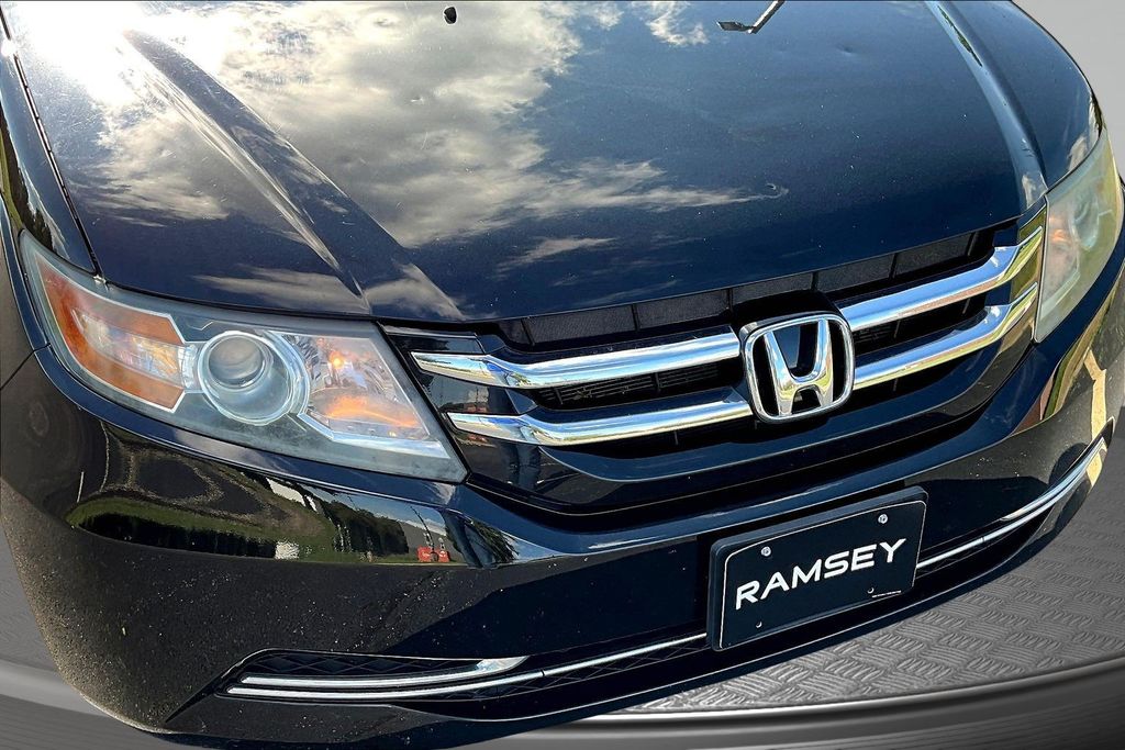 Thumbnail: 2017 Honda Odyssey - 32