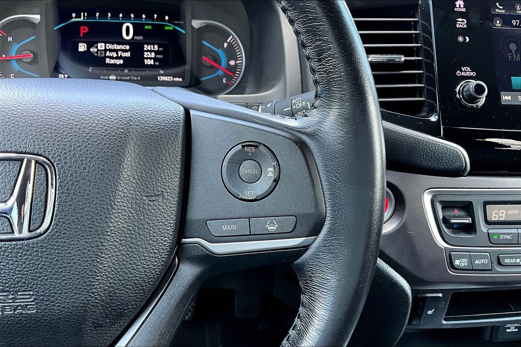 Thumbnail: 2020 Honda Pilot - 27