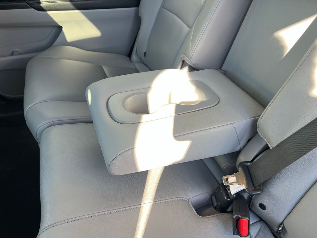 Thumbnail: 2021 Honda Pilot - 26