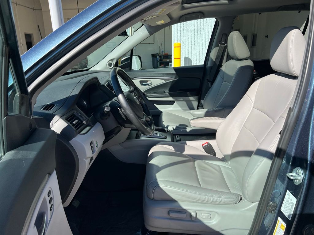 Thumbnail: 2021 Honda Pilot - 9