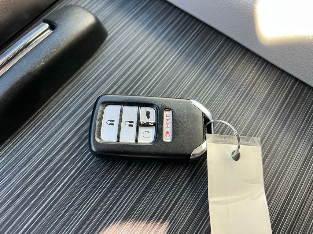 Thumbnail: 2021 Honda Pilot - 15